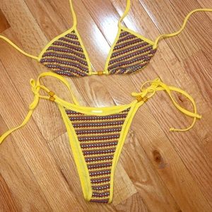 Crochet vintage triangle bikini